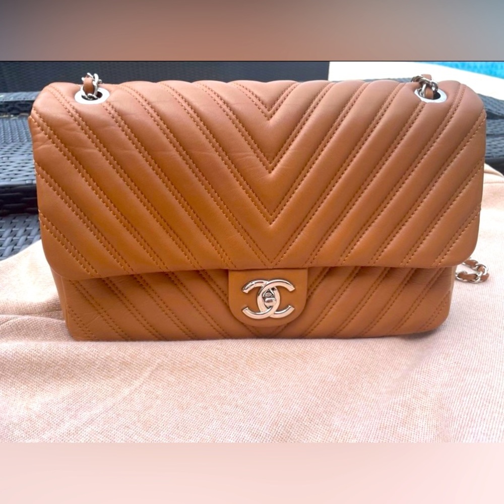 Authentic Chanel Large Flap Bag Chevron Leather in Beautiful Tan/Caramel color